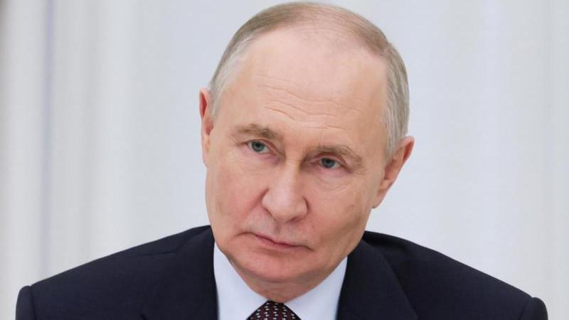 Президент РФ внес три кандидатуры на пост главы Северной Осетии