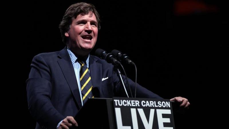 Политолог Ежов: Украина тянет время