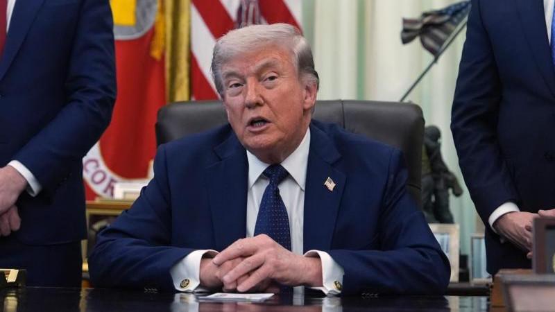 WSJ: Трамп поручил помощникам готовить план затяжной блокады Ирана