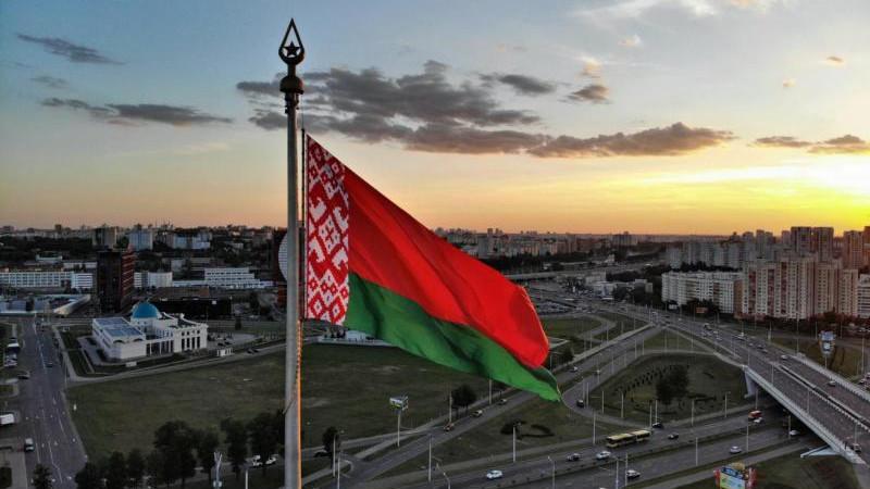 Минск пытается убедить Запад отказаться от военной риторики в пользу диалога