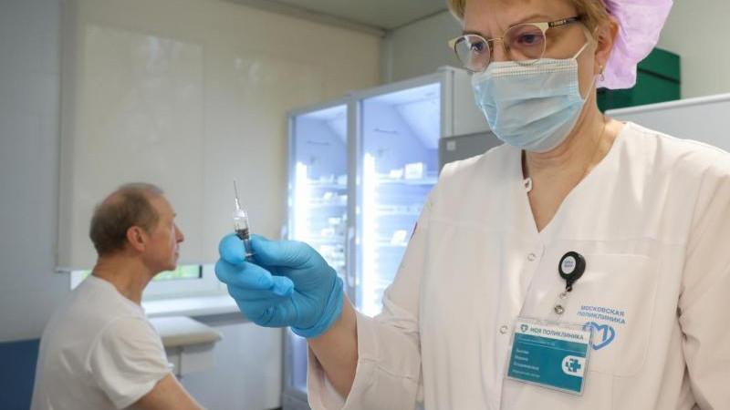 В России прививки от гриппа уже сделали 5,3 млн человек