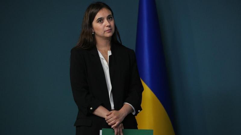 Мендель: территория Украины сокращается, пока власти тешат себя военными иллюзиями