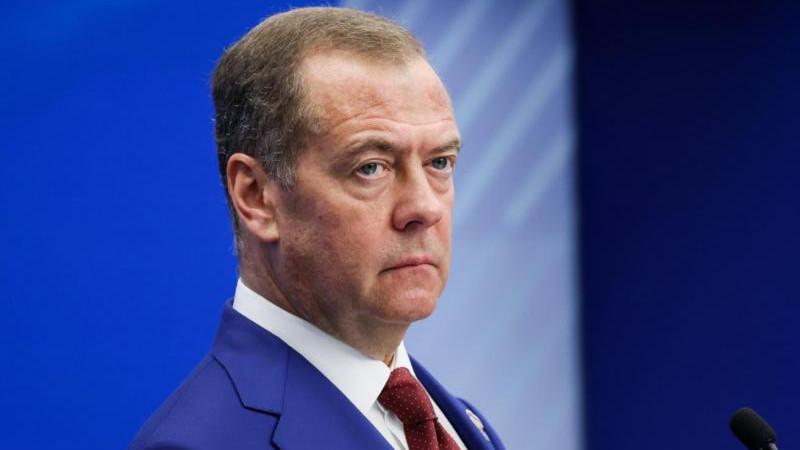Медведев отметил, что Россия находится в важной точке завершения СВО