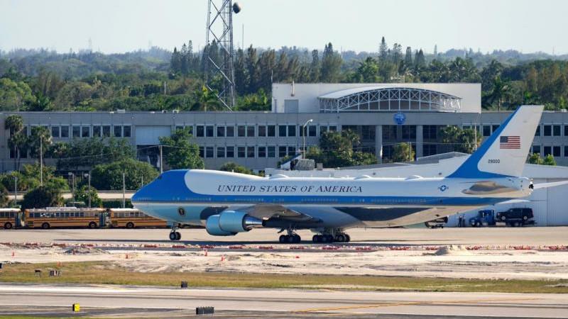 CBS: аэропорту в Палм-Бич будет присвоено имя Трампа