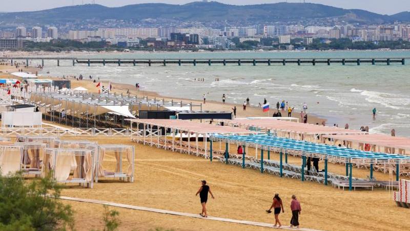 На открытие сезона в Анапе получили разрешение 100 пляжей