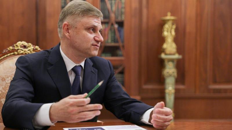 Белозеров назвал среднюю зарплату в \