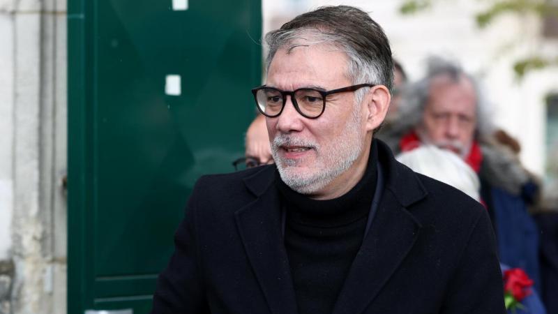 Лидер Соцпартии Франции заявил о намерении участвовать в выборах президента 2027 года