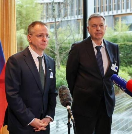 `Tough-going but businesslike`: outcomes of trilateral talks on Ukraine in Geneva