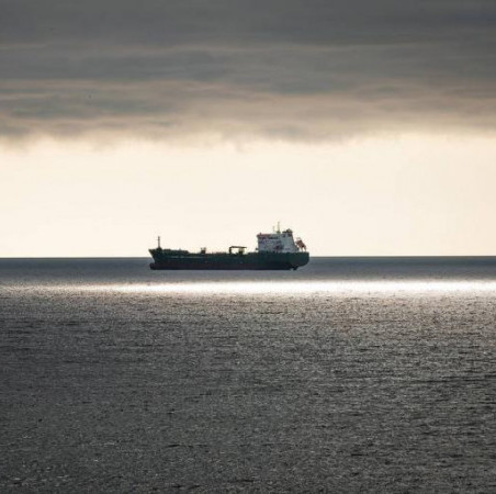 Iran to allow no more than 15 vessels per day through Hormuz — source