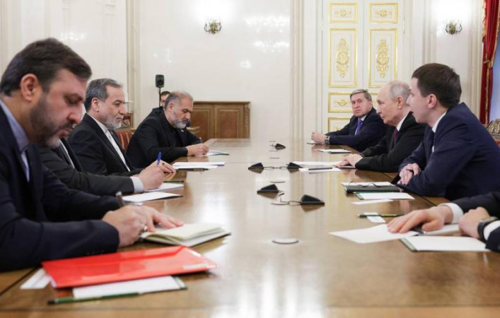 Press review: Putin, Araghchi hold talks as Mali war challenges Russia’s Africa Corps