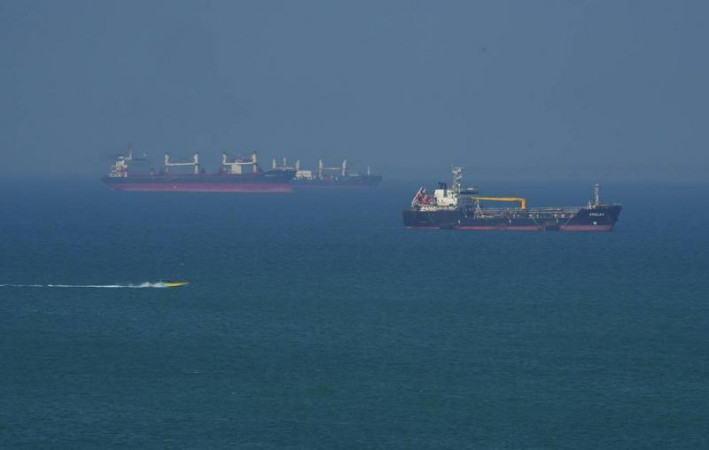 Iran ready to provide assistance to commercial vessels in Strait of Hormuz — authorities