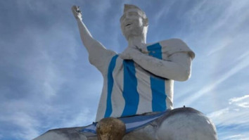 Argentina unveils world\'s tallest statue of Lionel Messi