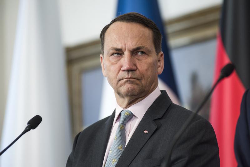 Polish foreign minister calls naming new US base after Trump humiliating