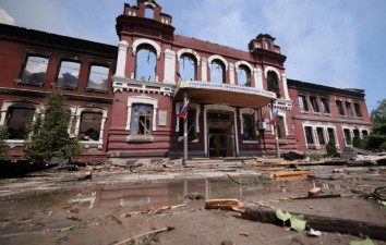 Reporters from 11 states visit Starobelsk College, where Ukrainian attack killed children