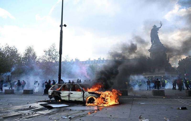 Press review: Trump seeks Ukraine talks revival as French unions join nationwide protests