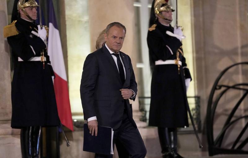 Tusk confirms suspension of US military aid through Poland