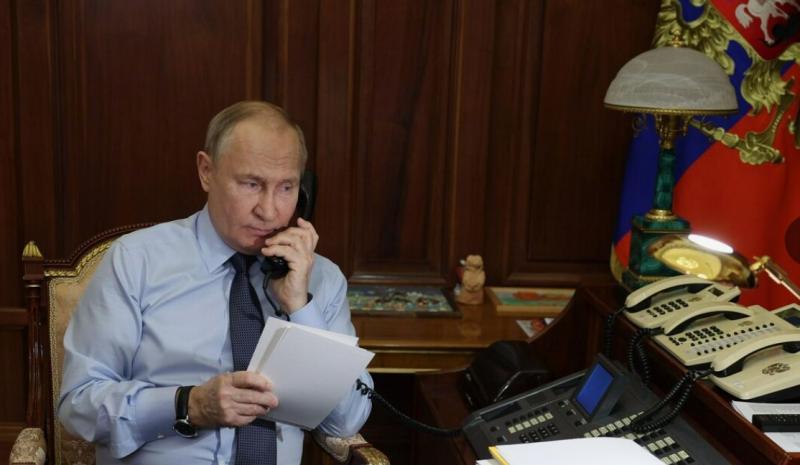 Политологи: военное давление на Украину будет продолжено