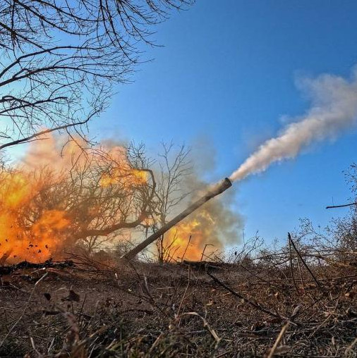 Russian troops liberate Yampolovka community in Donbass...