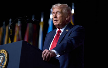 Trump describes Crimea as \'most beautiful piece of land\' Ukraine gave up